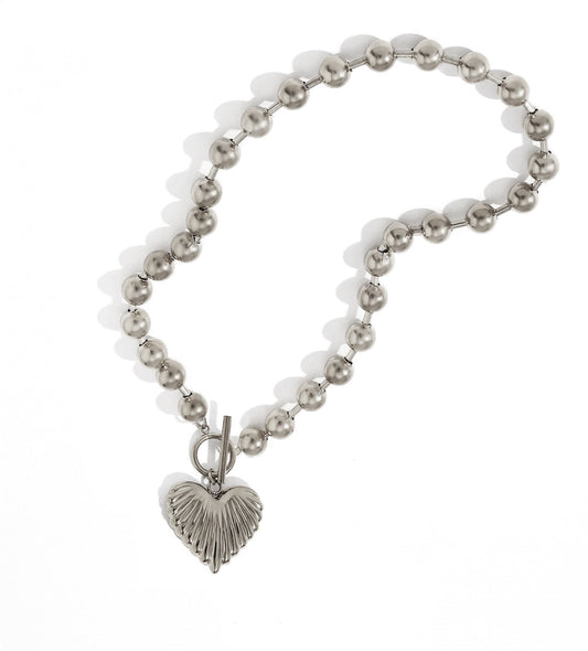 Zelda White Gold Heart Necklace